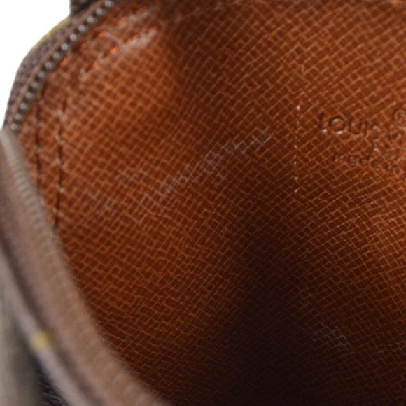 Louis Vuitton Monogram Pochette Secret Shoulder Bag - Picture 6 of 7